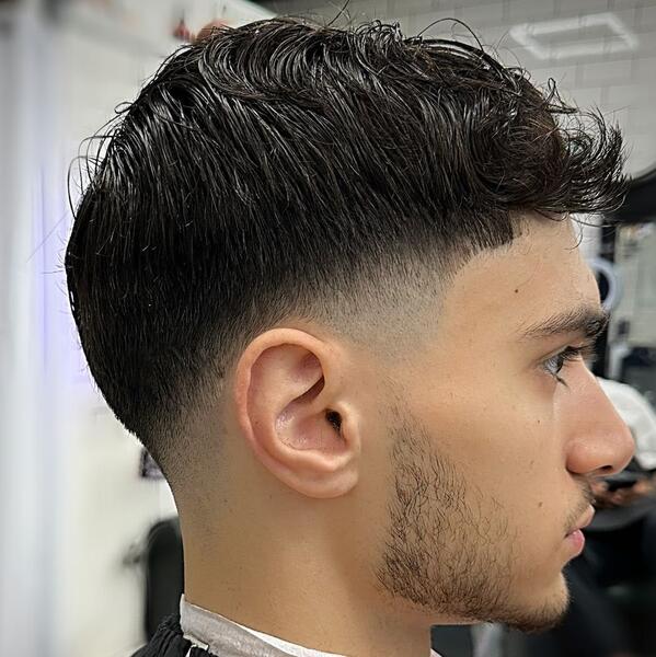 Classic pompadour with skin fade