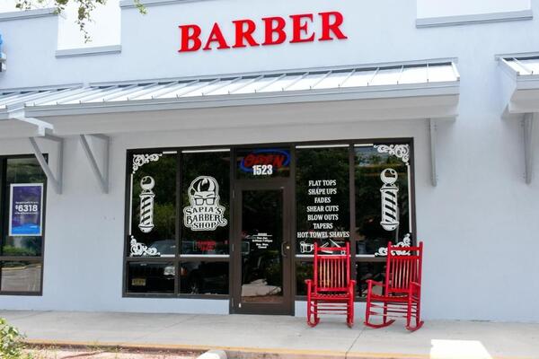 Sapia's Barber Shop storefront, 1523 Sunset Point Rd