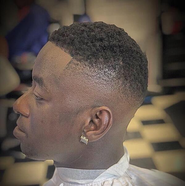 Skin fade with sharp lineup